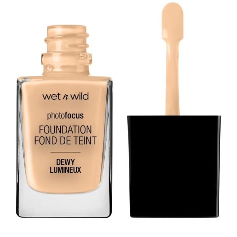 Wet n Wild Photo Focus Dewy Foundation długotrwały podkład do twarzy Soft Beige 28ml Wet n Wild Photo Focus Dewy Foundation długotrwały podkład do twarzy Soft Beige 28ml